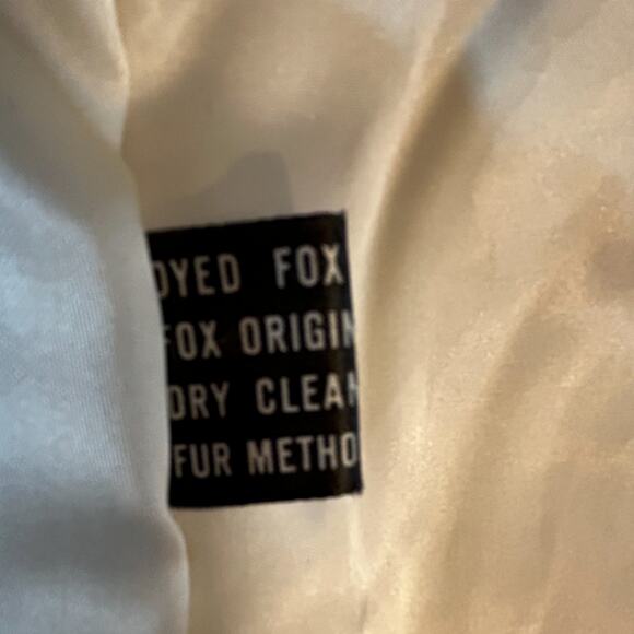 Vintage Genuine Finland FOX FUR Coat Medium Hong Kong Old Money Glamour Luxury - Picture 13 of 15